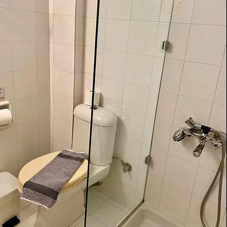 Hotel Alexandra 2*