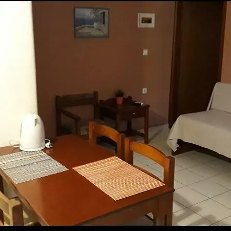 Alexandra Hotel 2*